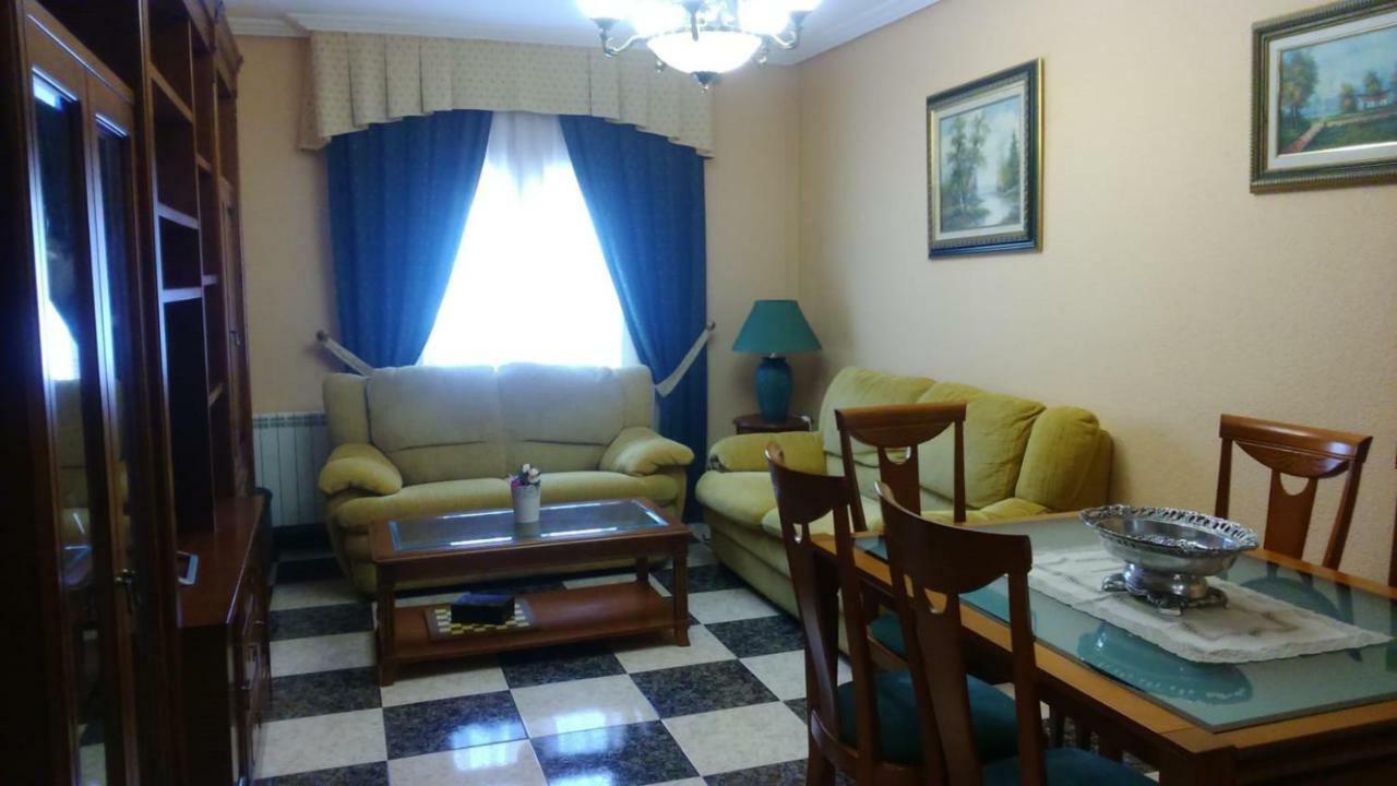 Apartamento Turistico Antigua Universidad アルマグロ エクステリア 写真